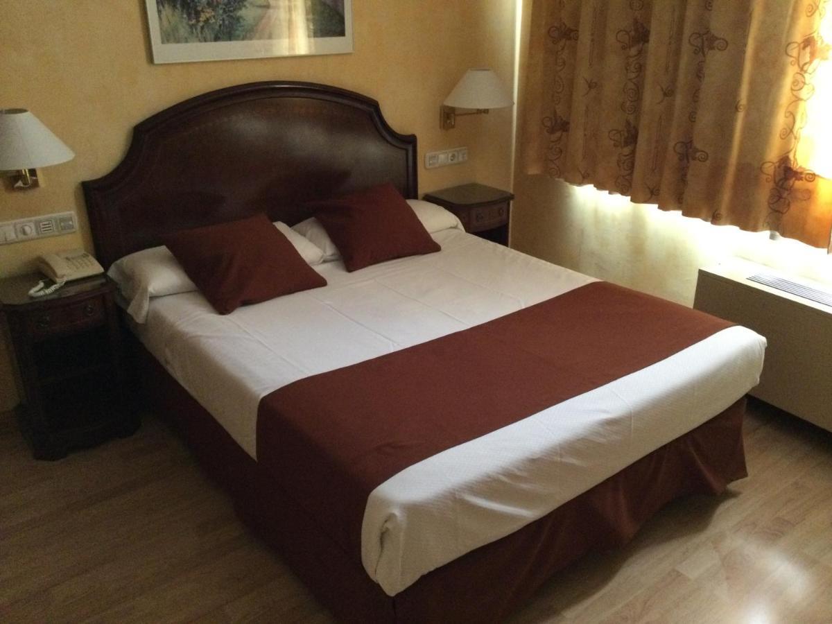 Hotel Cordon Burgo Εξωτερικό φωτογραφία