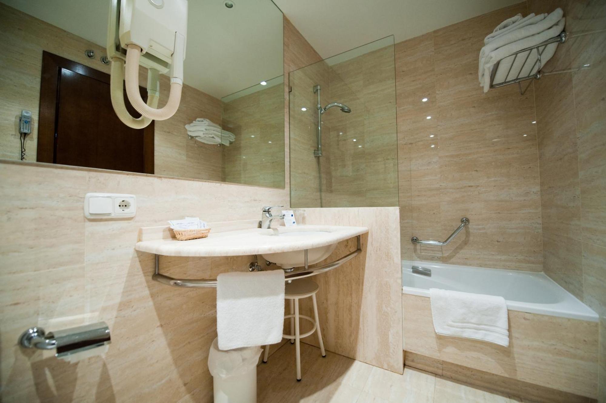 Hotel Cordon Burgo Εξωτερικό φωτογραφία