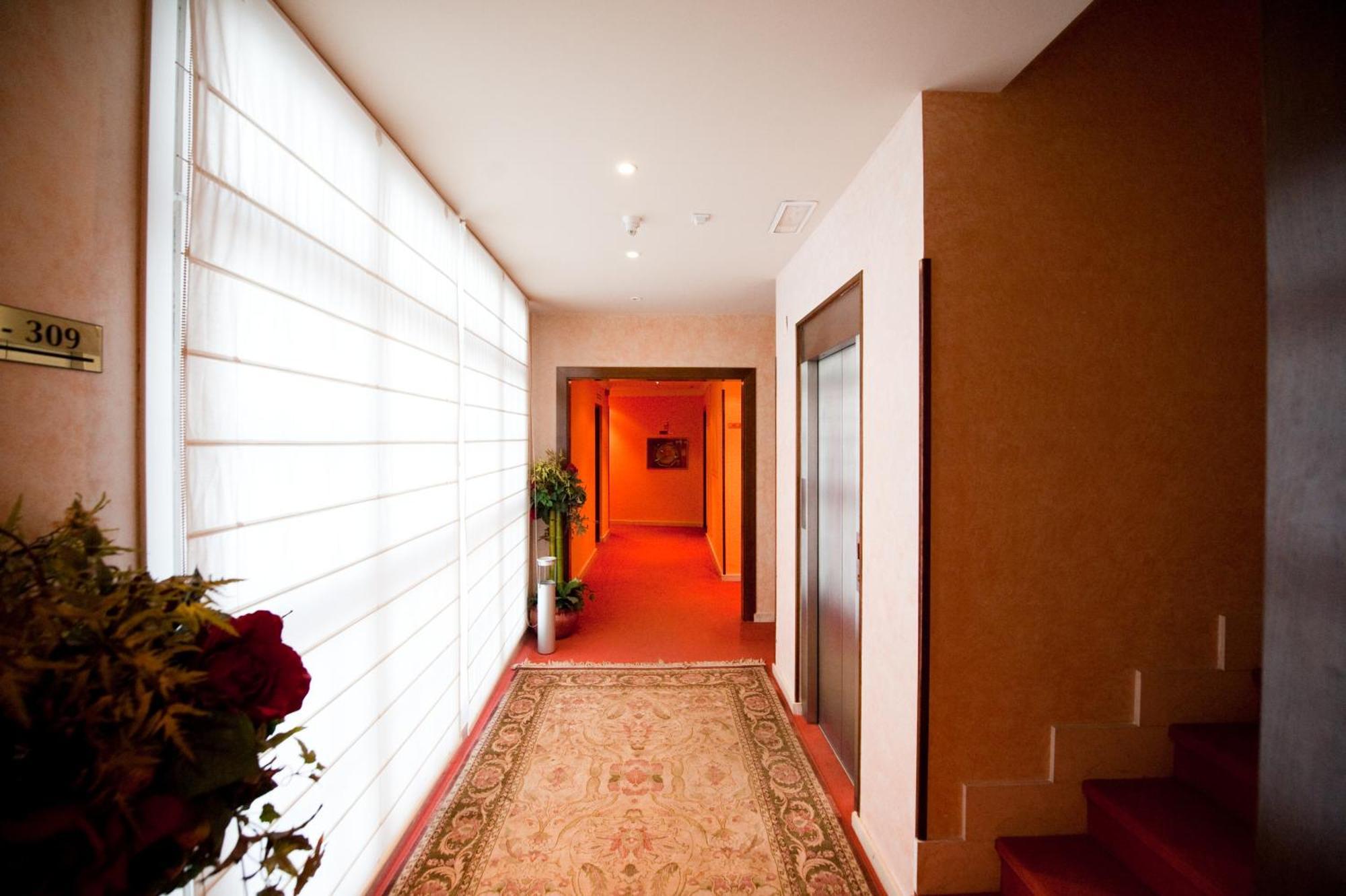 Hotel Cordon Burgo Εξωτερικό φωτογραφία