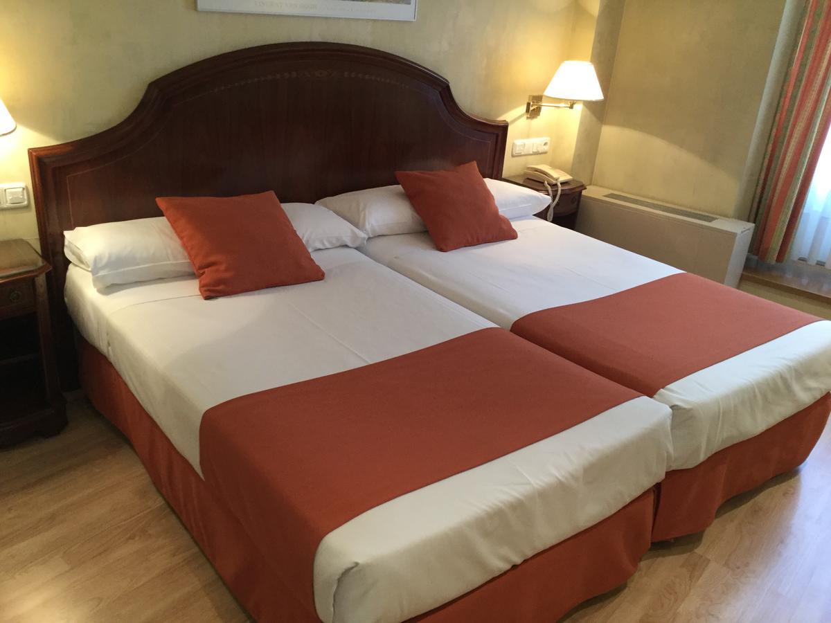 Hotel Cordon Burgo Εξωτερικό φωτογραφία