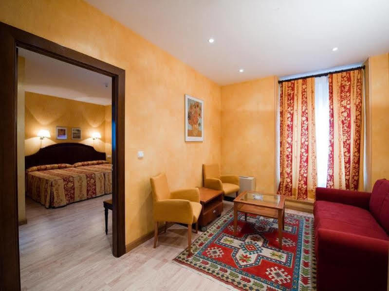 Hotel Cordon Burgo Εξωτερικό φωτογραφία