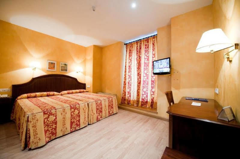 Hotel Cordon Burgo Εξωτερικό φωτογραφία