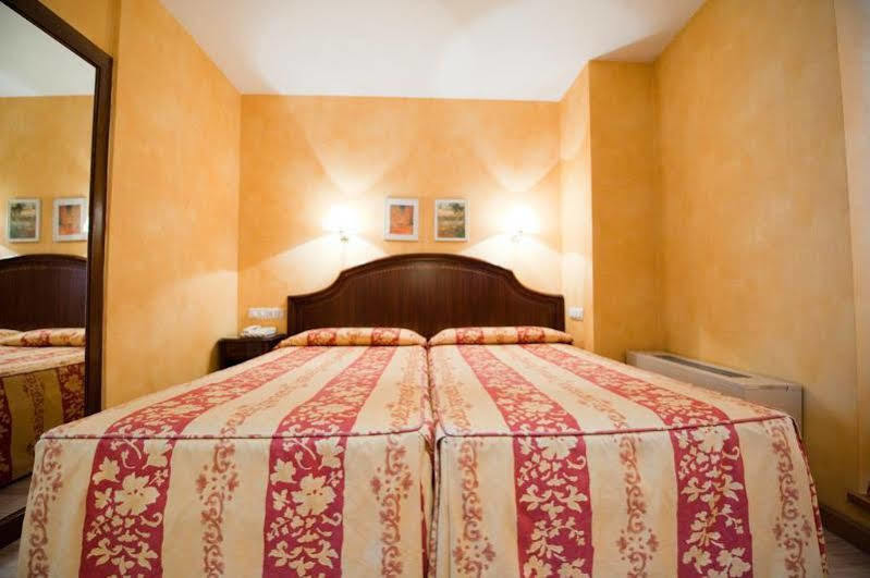 Hotel Cordon Burgo Εξωτερικό φωτογραφία